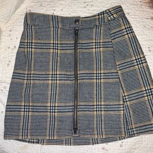Abercrombie Fitch plaid mini skirt size xs